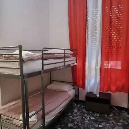 Family Hostel *